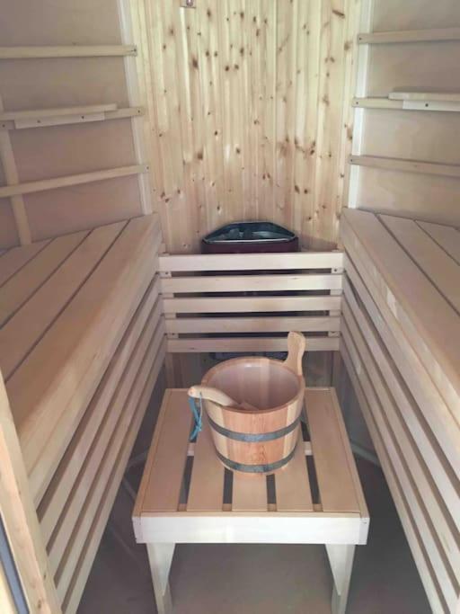 Chalet 2 Personnes Avec Jacuzzi Et Piscine Saisonniere Partagee Corcieux Buitenkant foto